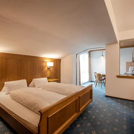 Haus Gamberg 3* سانكت أنتون ام ارلبرغ