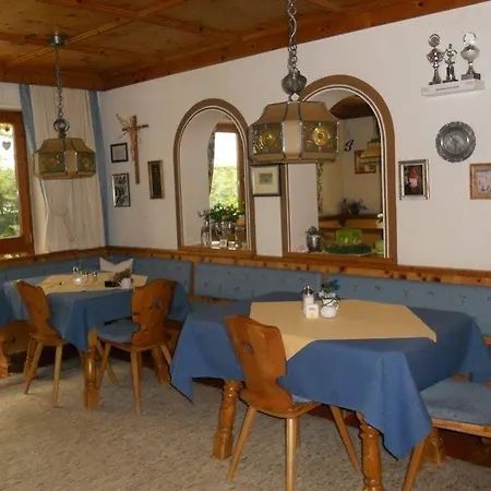 Haus Gamberg فندق 3*